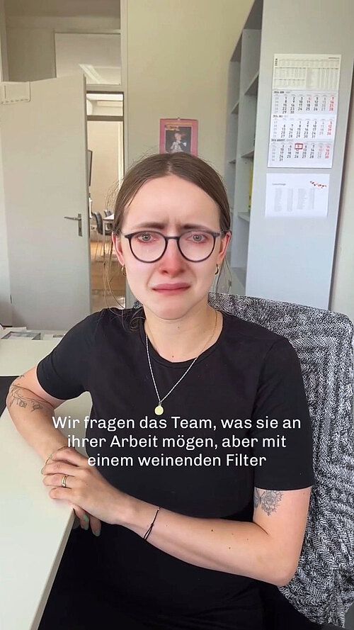Da kommen einem bei der Arbeit schon mal die Tränen. 😂
Natürlich nur wegen des Filters. 😉 Da kommen einem bei der Arbeit schon mal die Tränen. 😂
Natürlich nur wegen des Filters. 😉